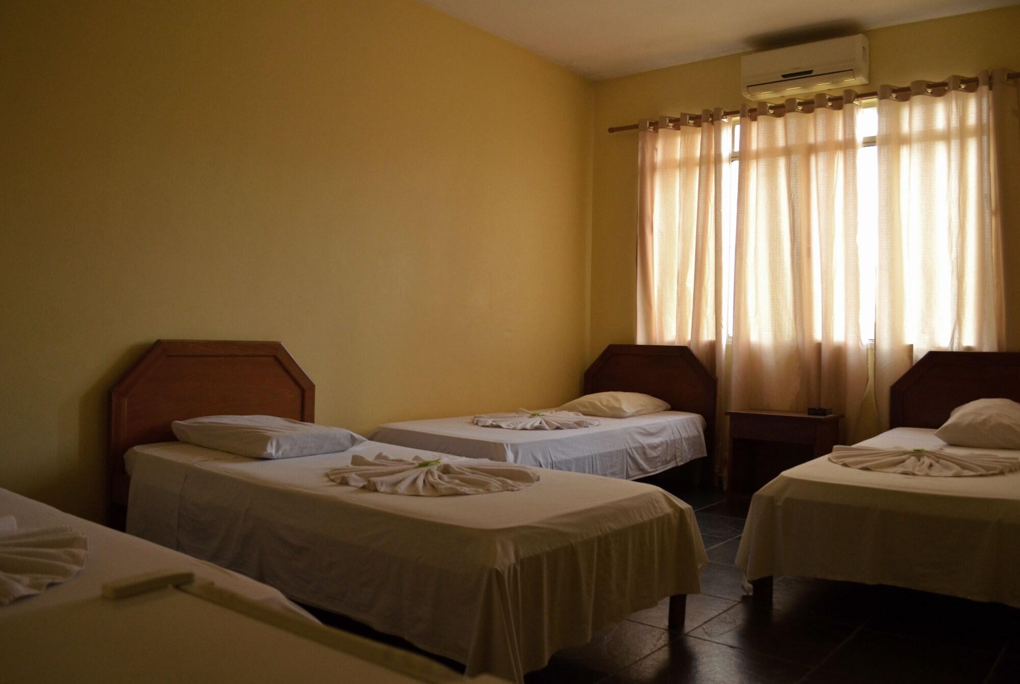 Iguacu Plaza Hotel Фос-ду-Іґуасу Екстер'єр фото
