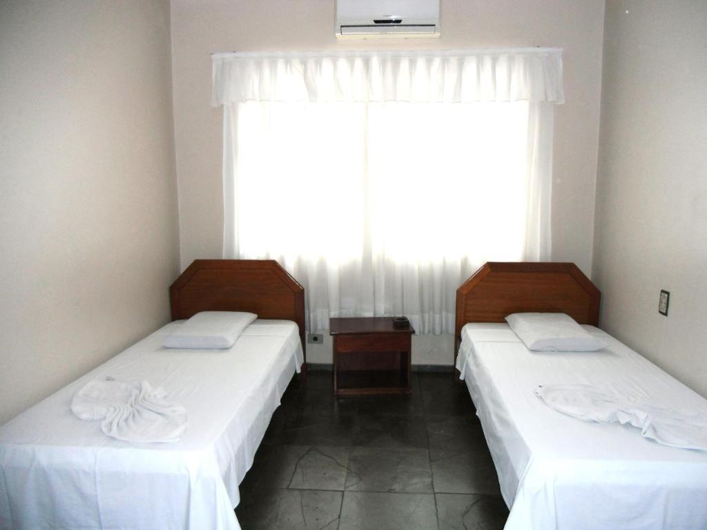 Iguacu Plaza Hotel Фос-ду-Іґуасу Номер фото