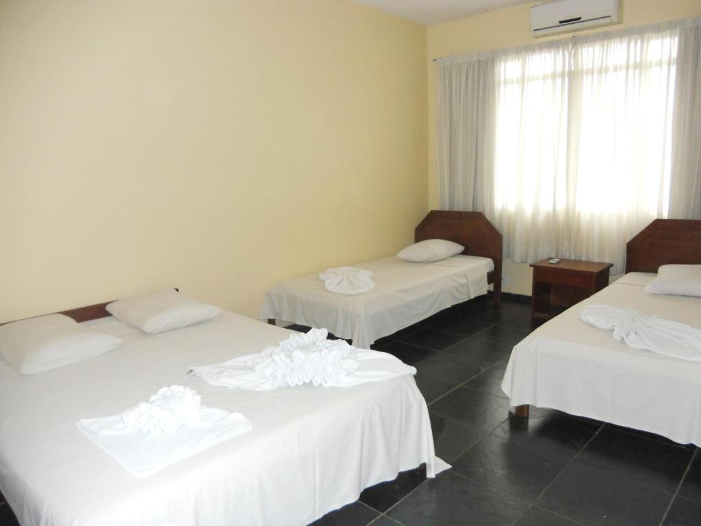 Iguacu Plaza Hotel Фос-ду-Іґуасу Номер фото
