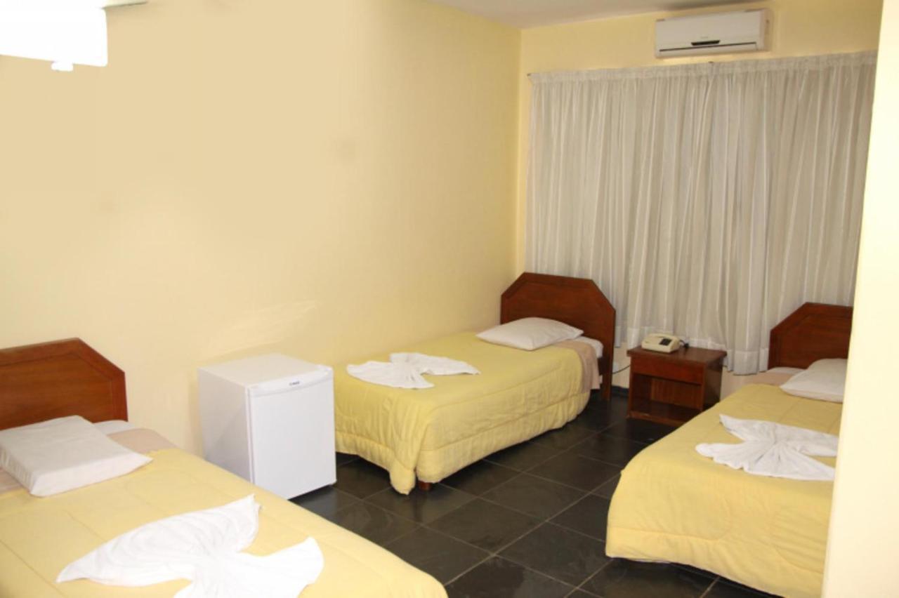 Iguacu Plaza Hotel Фос-ду-Іґуасу Номер фото
